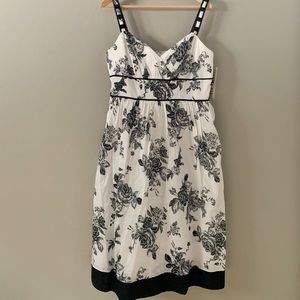 Robbie Bee Black and White Toile Print Dress